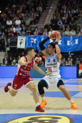 TREVISO 23 03 2025 LBA CAMPIONATO 2024-2025 NUTRIBULLET TREVISO BASKET - OPENJOBMETIS VARESE