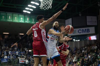TREVISO 23 03 2025 LBA CAMPIONATO 2024-2025 NUTRIBULLET TREVISO BASKET - OPENJOBMETIS VARESE