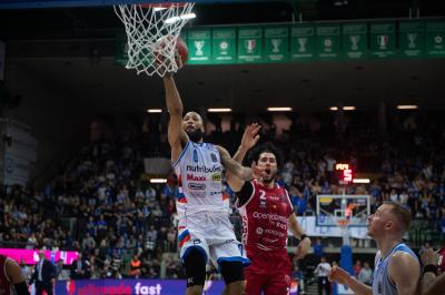 TREVISO 23 03 2025 LBA CAMPIONATO 2024-2025 NUTRIBULLET TREVISO BASKET - OPENJOBMETIS VARESE