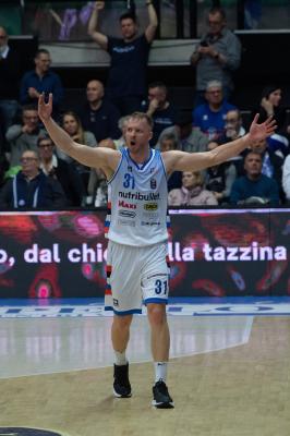 TREVISO 23 03 2025 LBA CAMPIONATO 2024-2025 NUTRIBULLET TREVISO BASKET - OPENJOBMETIS VARESE