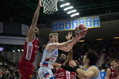 TREVISO 23 03 2025 LBA CAMPIONATO 2024-2025 NUTRIBULLET TREVISO BASKET - OPENJOBMETIS VARESE