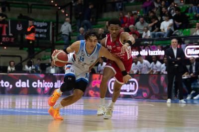 TREVISO 23 03 2025 LBA CAMPIONATO 2024-2025 NUTRIBULLET TREVISO BASKET - OPENJOBMETIS VARESE