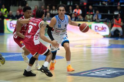 TREVISO 23 03 2025 LBA CAMPIONATO 2024-2025 NUTRIBULLET TREVISO BASKET - OPENJOBMETIS VARESE