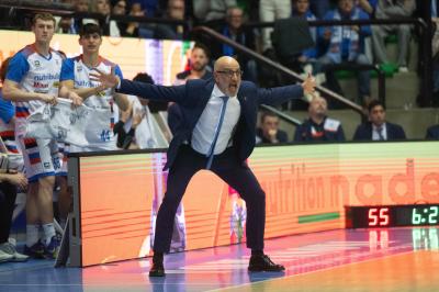 TREVISO 23 03 2025 LBA CAMPIONATO 2024-2025 NUTRIBULLET TREVISO BASKET - OPENJOBMETIS VARESE