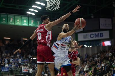 TREVISO 23 03 2025 LBA CAMPIONATO 2024-2025 NUTRIBULLET TREVISO BASKET - OPENJOBMETIS VARESE