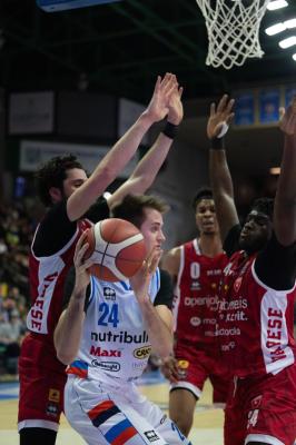 TREVISO 23 03 2025 LBA CAMPIONATO 2024-2025 NUTRIBULLET TREVISO BASKET - OPENJOBMETIS VARESE