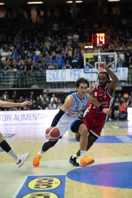 TREVISO 23 03 2025 LBA CAMPIONATO 2024-2025 NUTRIBULLET TREVISO BASKET - OPENJOBMETIS VARESE