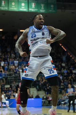 TREVISO 23 03 2025 LBA CAMPIONATO 2024-2025 NUTRIBULLET TREVISO BASKET - OPENJOBMETIS VARESE