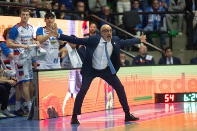 TREVISO 23 03 2025 LBA CAMPIONATO 2024-2025 NUTRIBULLET TREVISO BASKET - OPENJOBMETIS VARESE