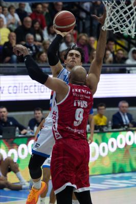 TREVISO 23 03 2025 LBA CAMPIONATO 2024-2025 NUTRIBULLET TREVISO BASKET - OPENJOBMETIS VARESE