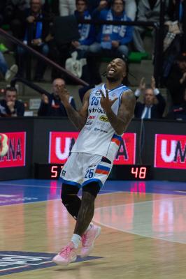 TREVISO 23 03 2025 LBA CAMPIONATO 2024-2025 NUTRIBULLET TREVISO BASKET - OPENJOBMETIS VARESE