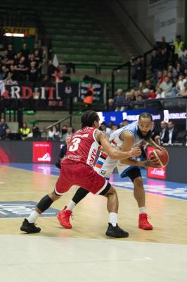 TREVISO 23 03 2025 LBA CAMPIONATO 2024-2025 NUTRIBULLET TREVISO BASKET - OPENJOBMETIS VARESE