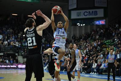 TREVISO 07 04 2025 LBA, CAMPIONATO 2024-2025 NUTRIBULLET TREVISO BASKET - SEGAFREDFO VIRTUS BOLOGNA