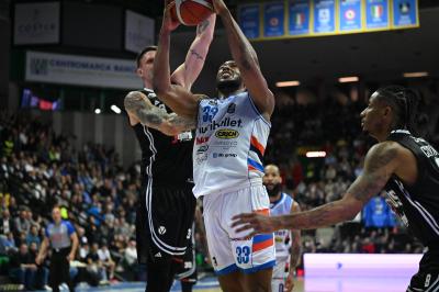 TREVISO 07 04 2025 LBA, CAMPIONATO 2024-2025 NUTRIBULLET TREVISO BASKET - SEGAFREDFO VIRTUS BOLOGNA