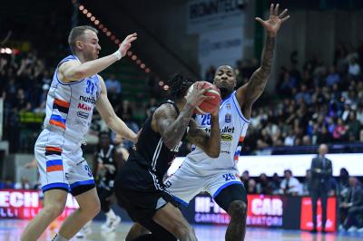 TREVISO 07 04 2025 LBA, CAMPIONATO 2024-2025 NUTRIBULLET TREVISO BASKET - SEGAFREDFO VIRTUS BOLOGNA