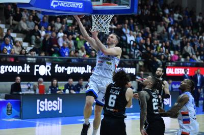 TREVISO 07 04 2025 LBA, CAMPIONATO 2024-2025 NUTRIBULLET TREVISO BASKET - SEGAFREDFO VIRTUS BOLOGNA