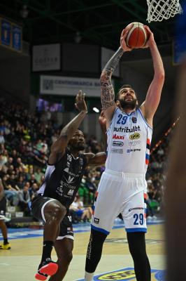 TREVISO 19 04 2025 LBA CAMPIONATO 2024-2025 NUTRIBULLET TREVISO BASKET - DERTHONA BASKET