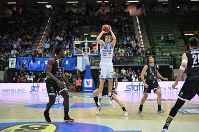 TREVISO 19 04 2025 LBA CAMPIONATO 2024-2025 NUTRIBULLET TREVISO BASKET - DERTHONA BASKET
