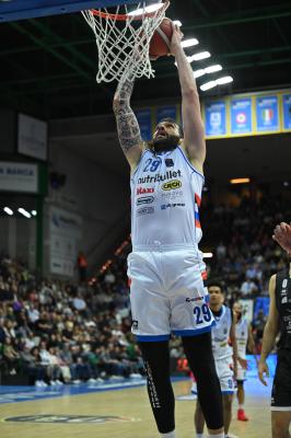 TREVISO 19 04 2025 LBA CAMPIONATO 2024-2025 NUTRIBULLET TREVISO BASKET - DERTHONA BASKET