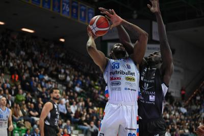 TREVISO 19 04 2025 LBA CAMPIONATO 2024-2025 NUTRIBULLET TREVISO BASKET - DERTHONA BASKET