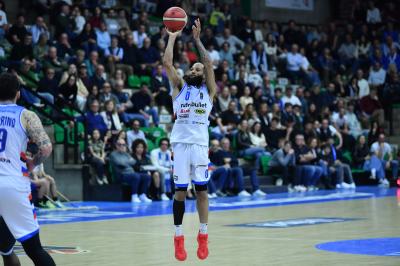 TREVISO 19 04 2025 LBA CAMPIONATO 2024-2025 NUTRIBULLET TREVISO BASKET - DERTHONA BASKET