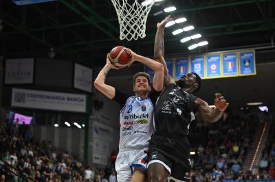TREVISO 19 04 2025 LBA CAMPIONATO 2024-2025 NUTRIBULLET TREVISO BASKET - DERTHONA BASKET