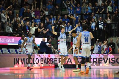 TREVISO 19 04 2025 LBA CAMPIONATO 2024-2025 NUTRIBULLET TREVISO BASKET - DERTHONA BASKET