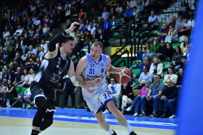 TREVISO 19 04 2025 LBA CAMPIONATO 2024-2025 NUTRIBULLET TREVISO BASKET - DERTHONA BASKET