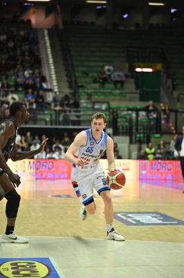 TREVISO 19 04 2025 LBA CAMPIONATO 2024-2025 NUTRIBULLET TREVISO BASKET - DERTHONA BASKET