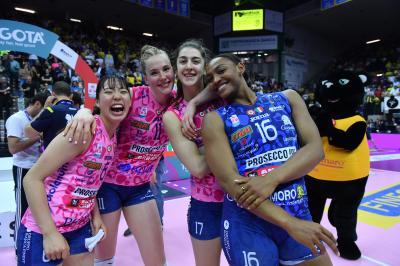 TREVISO 22 04 2025 LEGAVOLLEY PLAYOFF CAMPIONATO 2024-2025 PROSECCO DOC IMOCO - CONSEGNA SCUDETTO