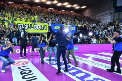 TREVISO 22 04 2025 LEGAVOLLEY PLAYOFF CAMPIONATO 2024-2025 PROSECCO DOC IMOCO - CONSEGNA SCUDETTO