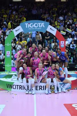 TREVISO 22 04 2025 LEGAVOLLEY PLAYOFF CAMPIONATO 2024-2025 PROSECCO DOC IMOCO - CONSEGNA SCUDETTO