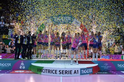 TREVISO 22 04 2025 LEGAVOLLEY PLAYOFF CAMPIONATO 2024-2025 PROSECCO DOC IMOCO - CONSEGNA SCUDETTO