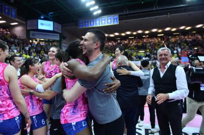 TREVISO 22 04 2025 LEGAVOLLEY PLAYOFF CAMPIONATO 2024-2025 PROSECCO DOC IMOCO - CONSEGNA SCUDETTO
