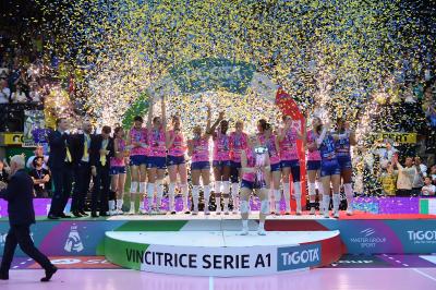 TREVISO 22 04 2025 LEGAVOLLEY PLAYOFF CAMPIONATO 2024-2025 PROSECCO DOC IMOCO - CONSEGNA SCUDETTO