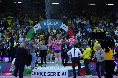 TREVISO 22 04 2025 LEGAVOLLEY PLAYOFF CAMPIONATO 2024-2025 PROSECCO DOC IMOCO - CONSEGNA SCUDETTO
