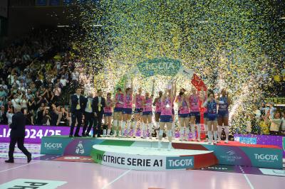 TREVISO 22 04 2025 LEGAVOLLEY PLAYOFF CAMPIONATO 2024-2025 PROSECCO DOC IMOCO - CONSEGNA SCUDETTO
