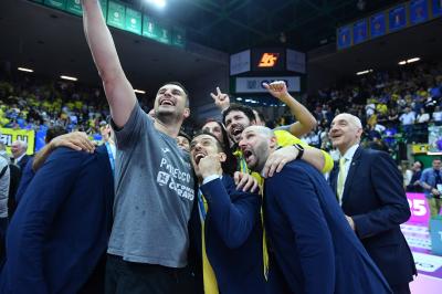 TREVISO 22 04 2025 LEGAVOLLEY PLAYOFF CAMPIONATO 2024-2025 PROSECCO DOC IMOCO - CONSEGNA SCUDETTO