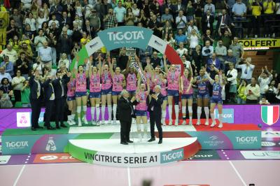TREVISO 22 04 2025 LEGAVOLLEY PLAYOFF CAMPIONATO 2024-2025 PROSECCO DOC IMOCO - CONSEGNA SCUDETTO