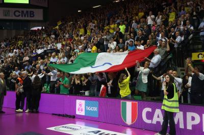 TREVISO 22 04 2025 LEGAVOLLEY PLAYOFF CAMPIONATO 2024-2025 PROSECCO DOC IMOCO - CONSEGNA SCUDETTO