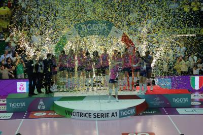 TREVISO 22 04 2025 LEGAVOLLEY PLAYOFF CAMPIONATO 2024-2025 PROSECCO DOC IMOCO - CONSEGNA SCUDETTO