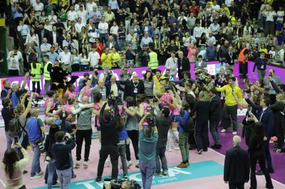 TREVISO 22 04 2025 LEGAVOLLEY PLAYOFF CAMPIONATO 2024-2025 PROSECCO DOC IMOCO - CONSEGNA SCUDETTO