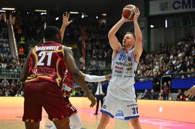 TREVISO 04 05 2025 LBA CAMPIONATO 2024-2025 NUTRIBULLET TREVISO BASKET - UMANA REYER VENEZIA