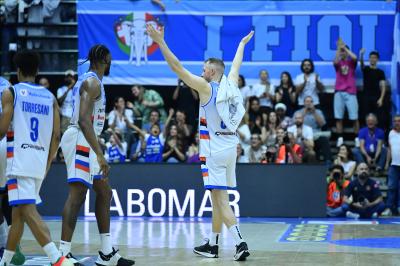 TREVISO 04 05 2025 LBA CAMPIONATO 2024-2025 NUTRIBULLET TREVISO BASKET - UMANA REYER VENEZIA