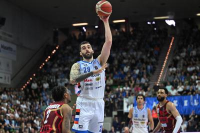 TREVISO 04 05 2025 LBA CAMPIONATO 2024-2025 NUTRIBULLET TREVISO BASKET - UMANA REYER VENEZIA