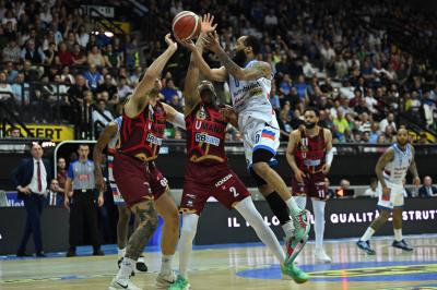 TREVISO 04 05 2025 LBA CAMPIONATO 2024-2025 NUTRIBULLET TREVISO BASKET - UMANA REYER VENEZIA