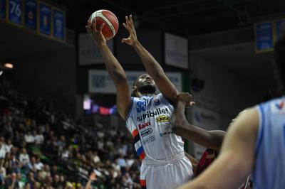 TREVISO 04 05 2025 LBA CAMPIONATO 2024-2025 NUTRIBULLET TREVISO BASKET - UMANA REYER VENEZIA