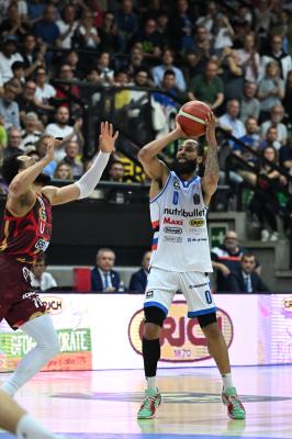 TREVISO 04 05 2025 LBA CAMPIONATO 2024-2025 NUTRIBULLET TREVISO BASKET - UMANA REYER VENEZIA