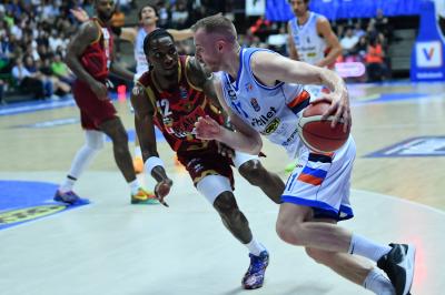 TREVISO 04 05 2025 LBA CAMPIONATO 2024-2025 NUTRIBULLET TREVISO BASKET - UMANA REYER VENEZIA